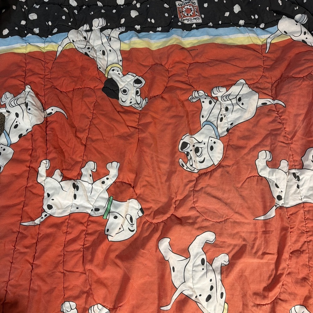 Vintage 1980s Walt Disney 101 Dalmatians Twin Size Comforter Blanket - 60" X 86" - Picture 6 of 6